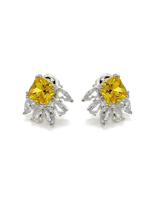 Aretes de gota con acabado baño de rodio Aretes de gota con acabado baño de rodio