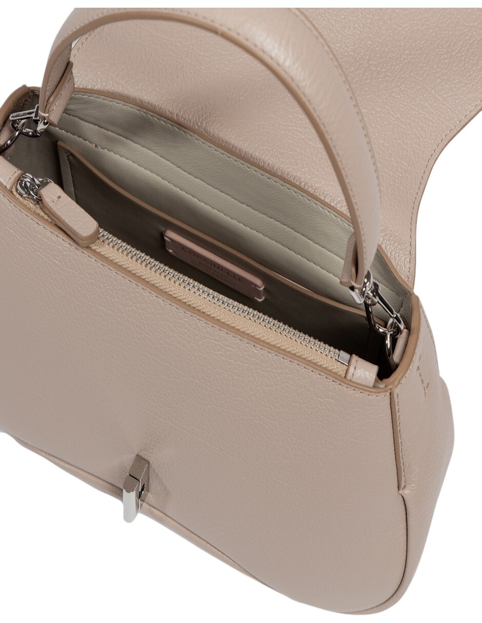 Bolsa flap Coccinelle Himma Shiny Goa de piel para mujer