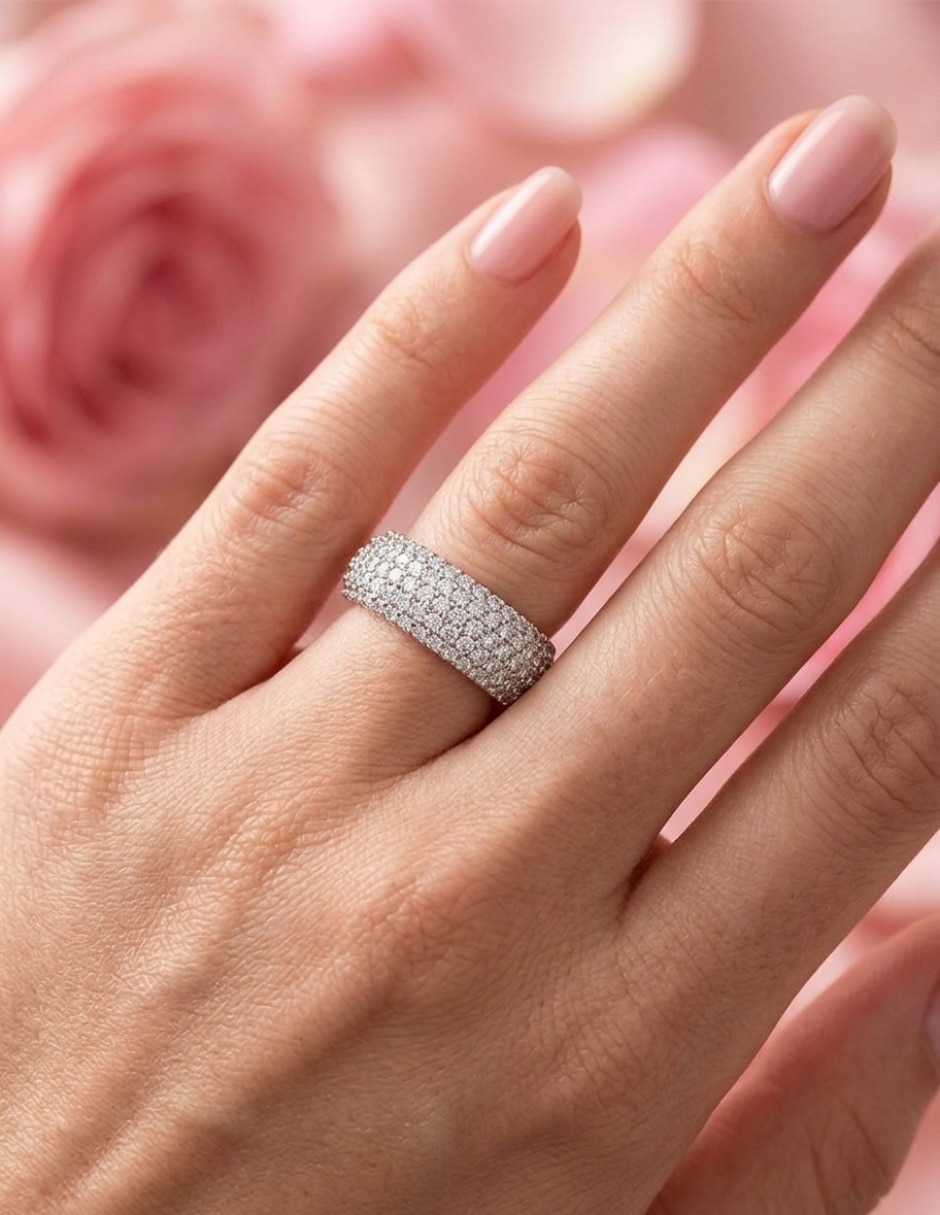 Anillo redondo aretize de plata zirconia brillante