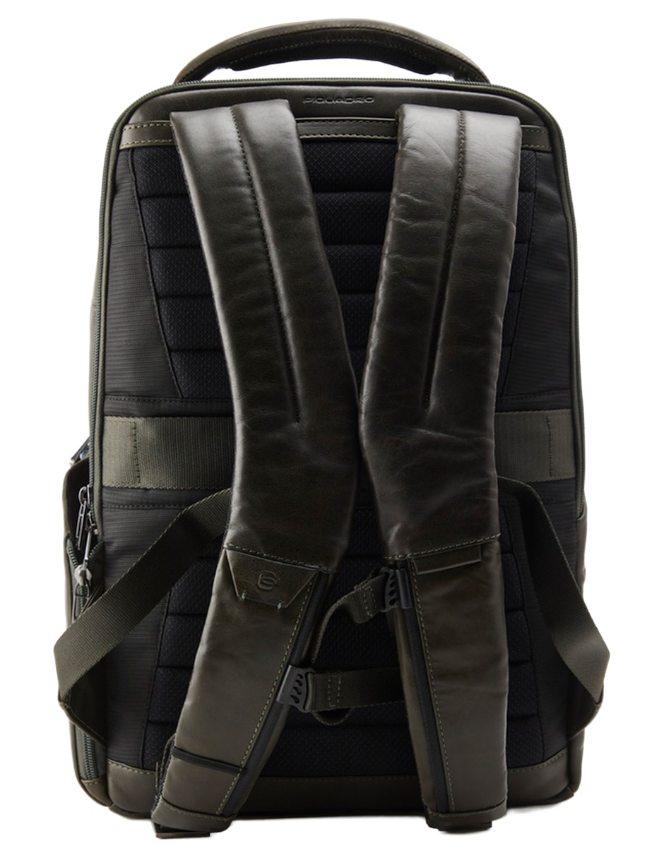 Mochila con portalaptop 3
