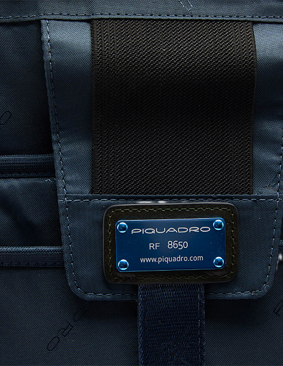 Mochila con portalaptop 4