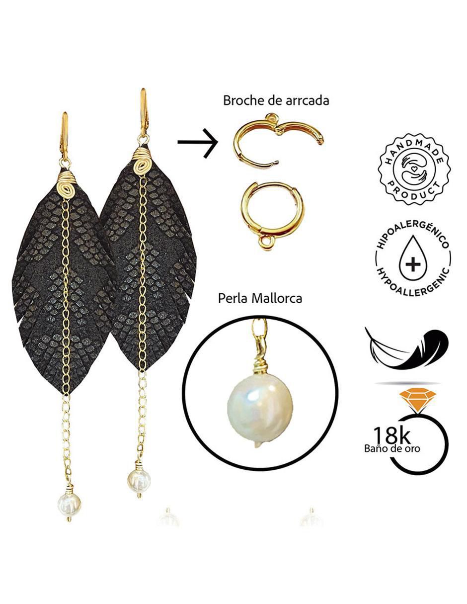 Set de aretes de pluma con acabado baño de oro perla 3