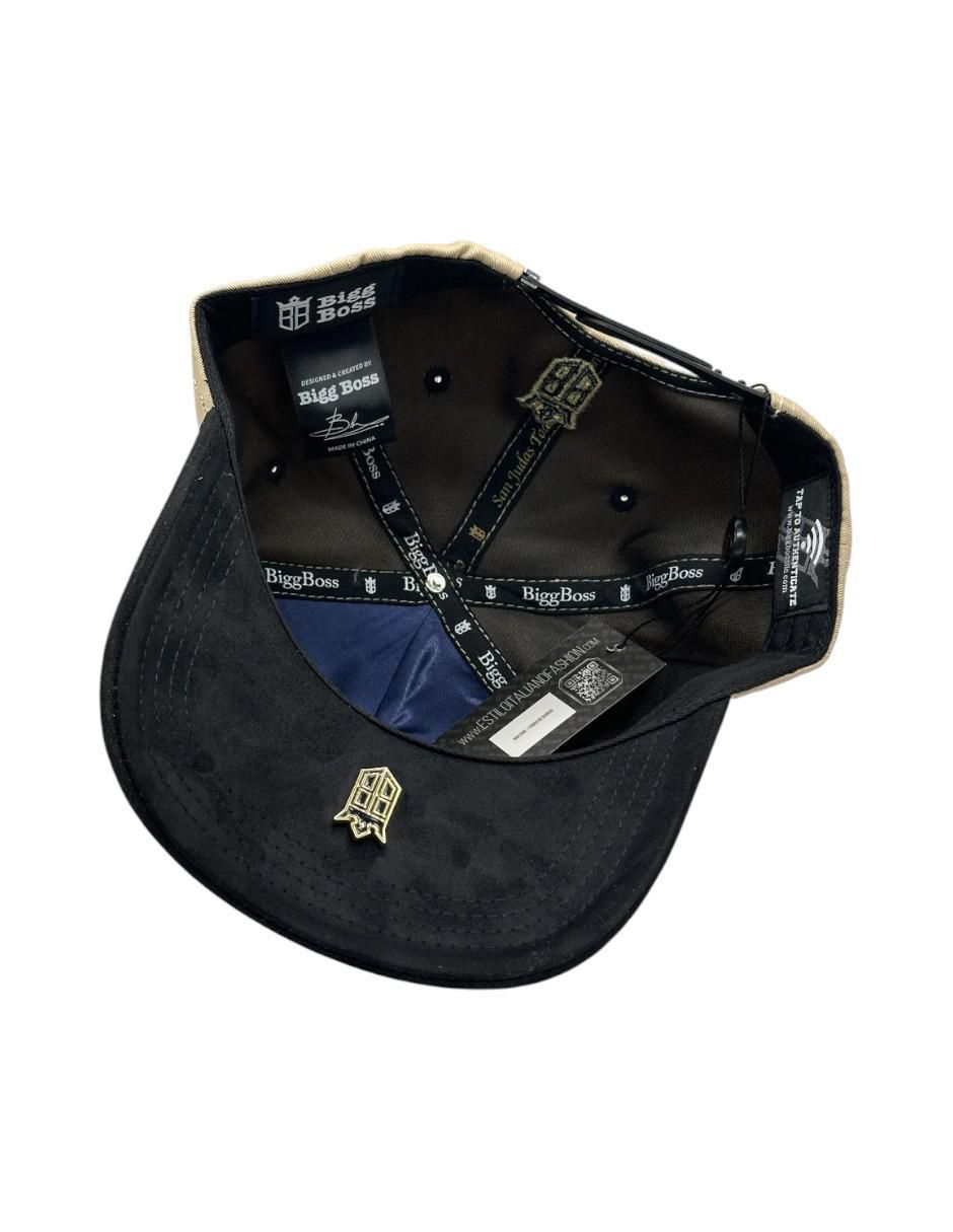 Gorra visera curva snapback casual San Judas beige placa para hombre