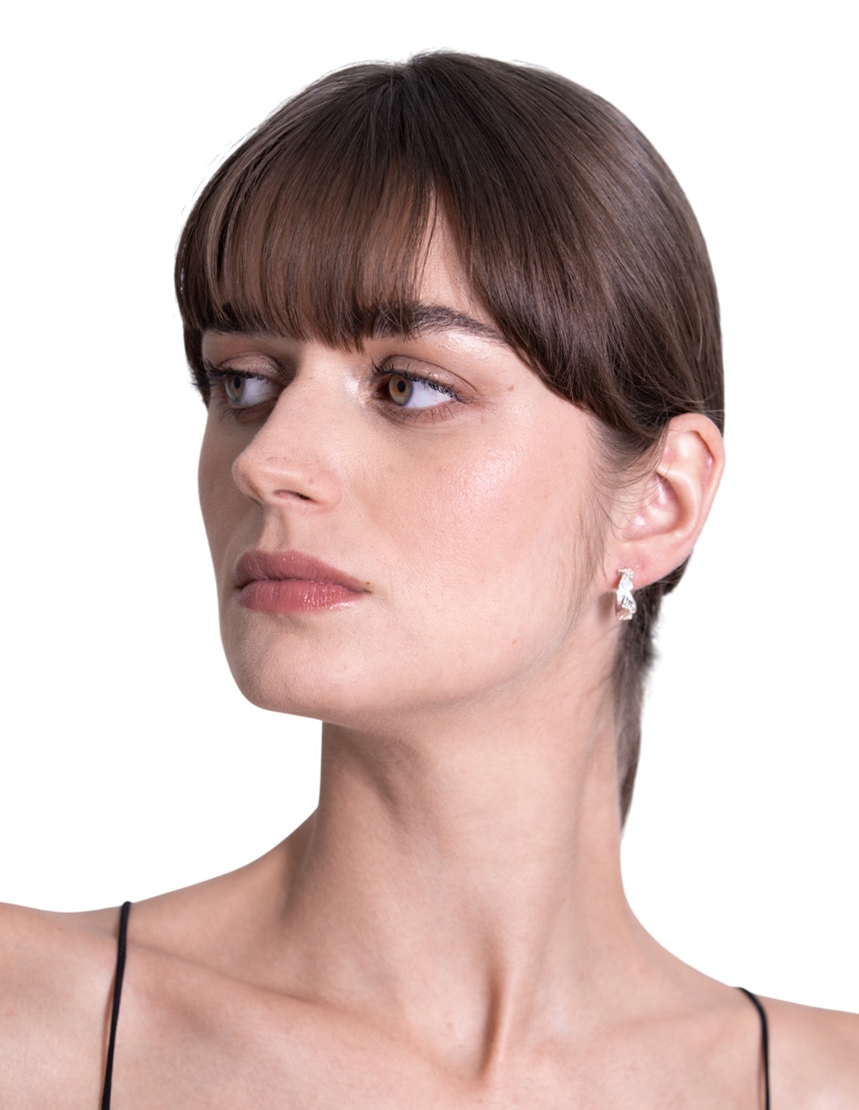 Aretes ovalados de plata P 925 con acabado brillante 2
