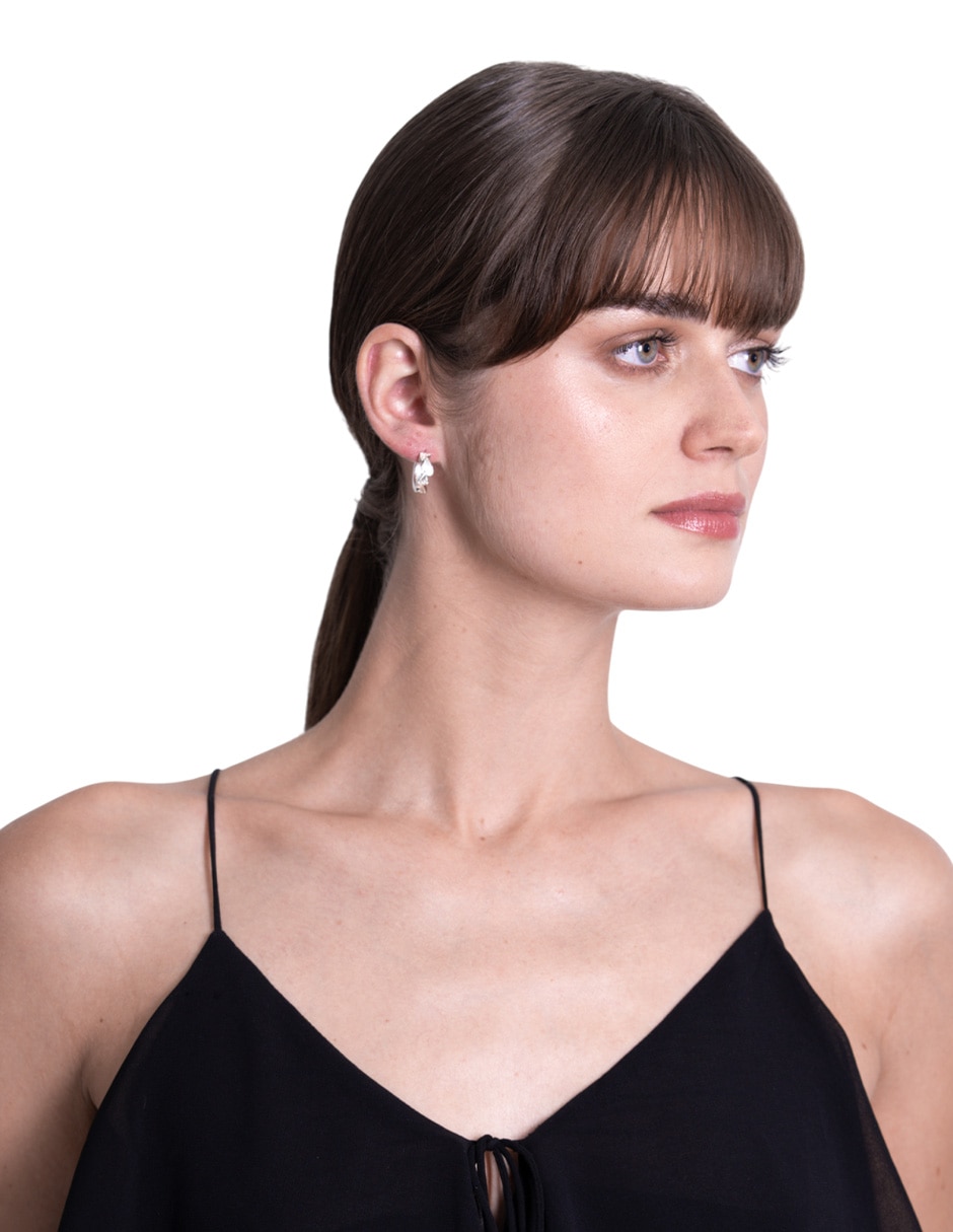 Aretes ovalados de plata P 925 con acabado brillante 3