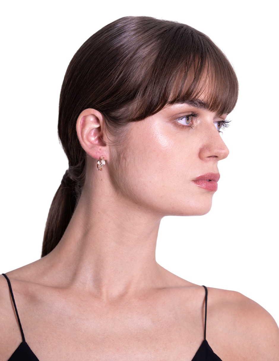 Aretes de mariposa con acabado baño de oro rosa 2