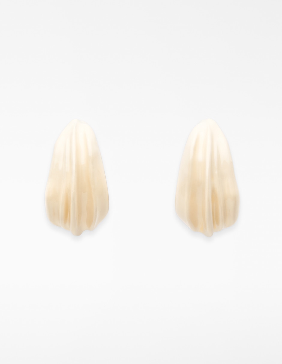 Aretes cortos de media luna 1