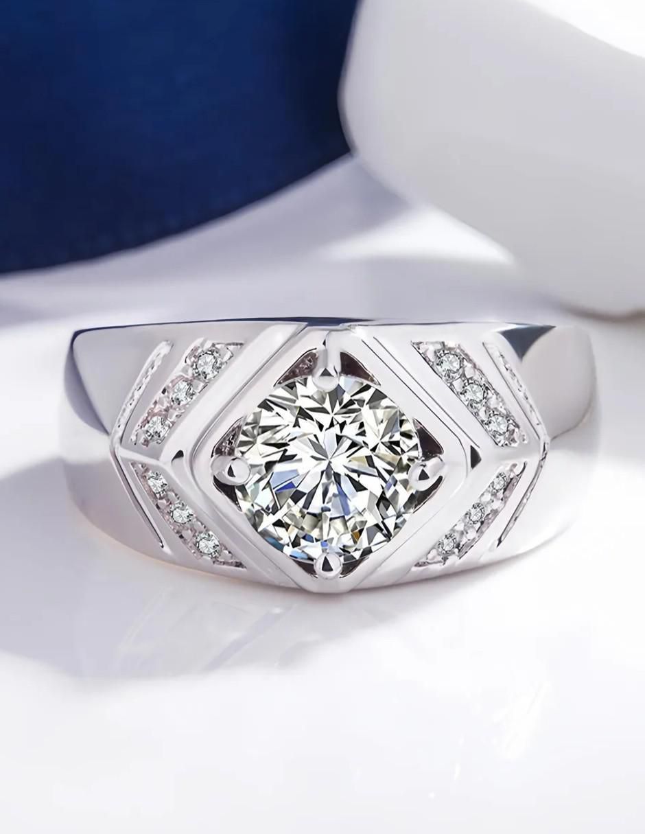 Anillo belug circonita