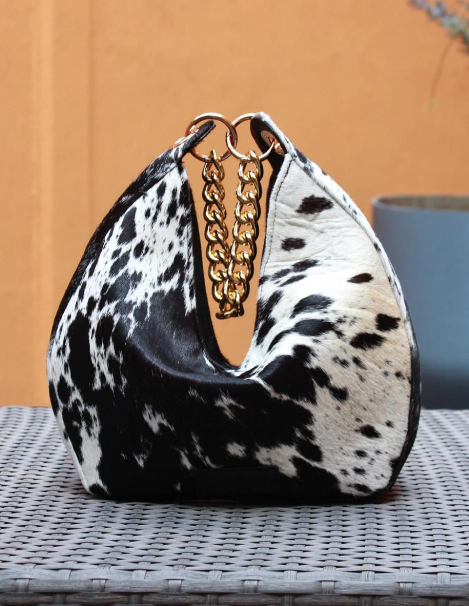 Bolsa hobo Fortune Cow Black de piel para mujer