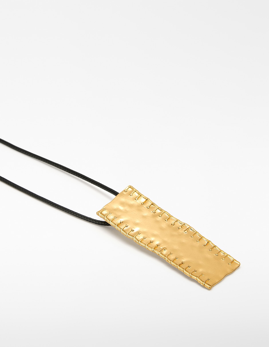 Collar rectangular