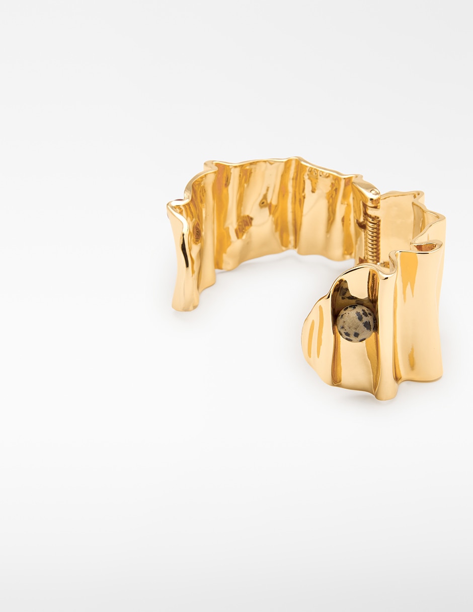 Brazalete con acabado brillante