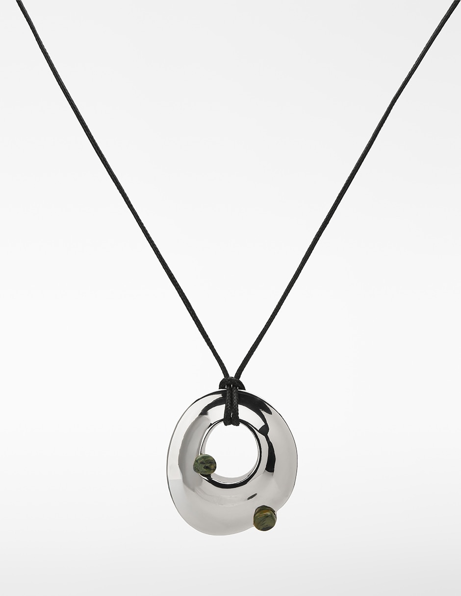 Collar 4